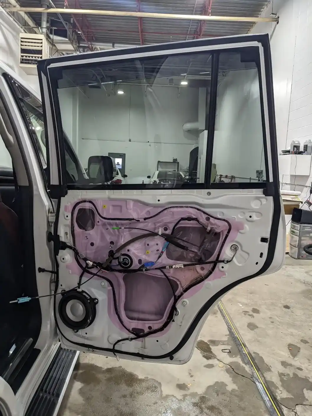 Professional car window tinting in Calgary